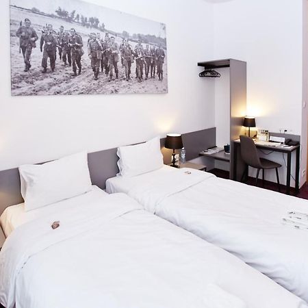 Koszary Arche Hotel Góra Kalwaria Exteriör bild