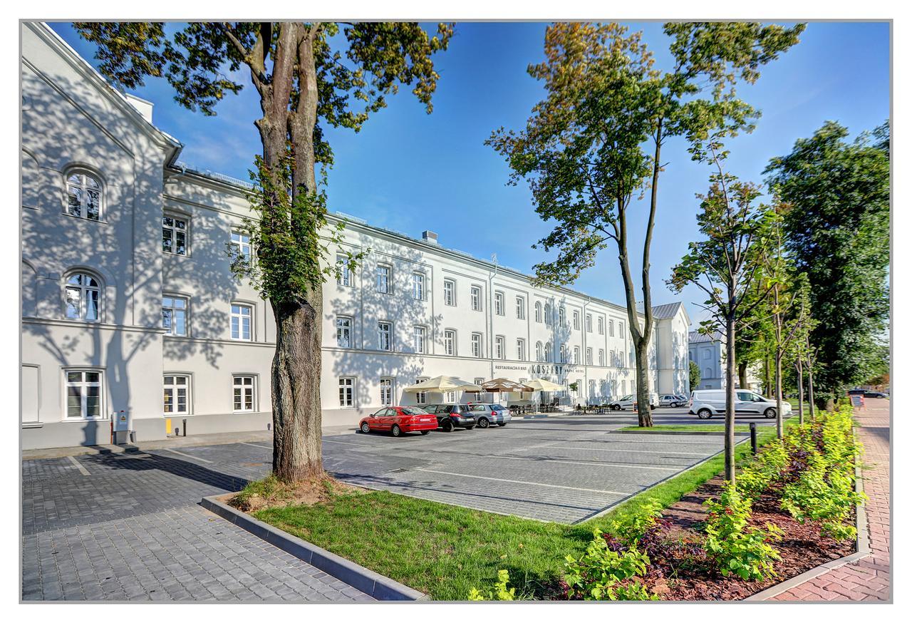 Koszary Arche Hotel Góra Kalwaria Exteriör bild