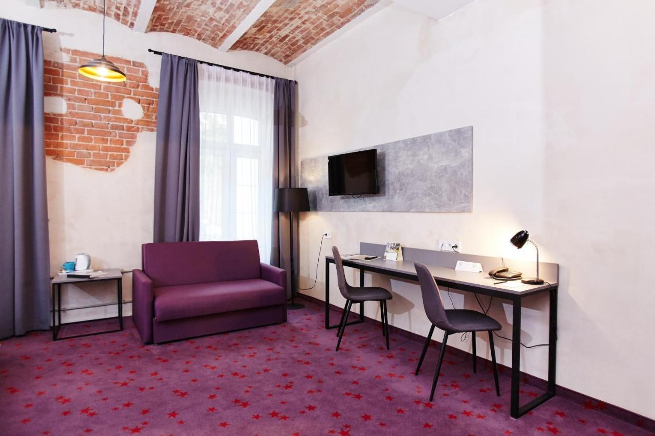 Koszary Arche Hotel Góra Kalwaria Exteriör bild